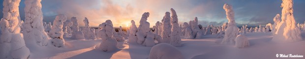 Riisitunturi, Posio (panoraama kuudesta vaakakuvasta, lisäksi aurinkoa kohti kuvattu panoraaman osakuva on yhdistetty kolmesta valotuksesta)