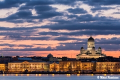 Tuomiokirkko ja Kauppatori Valkosaaresta, Helsinki (803) Tuomiokirkko ja Kauppatori Valkosaaresta, Helsinki (803)