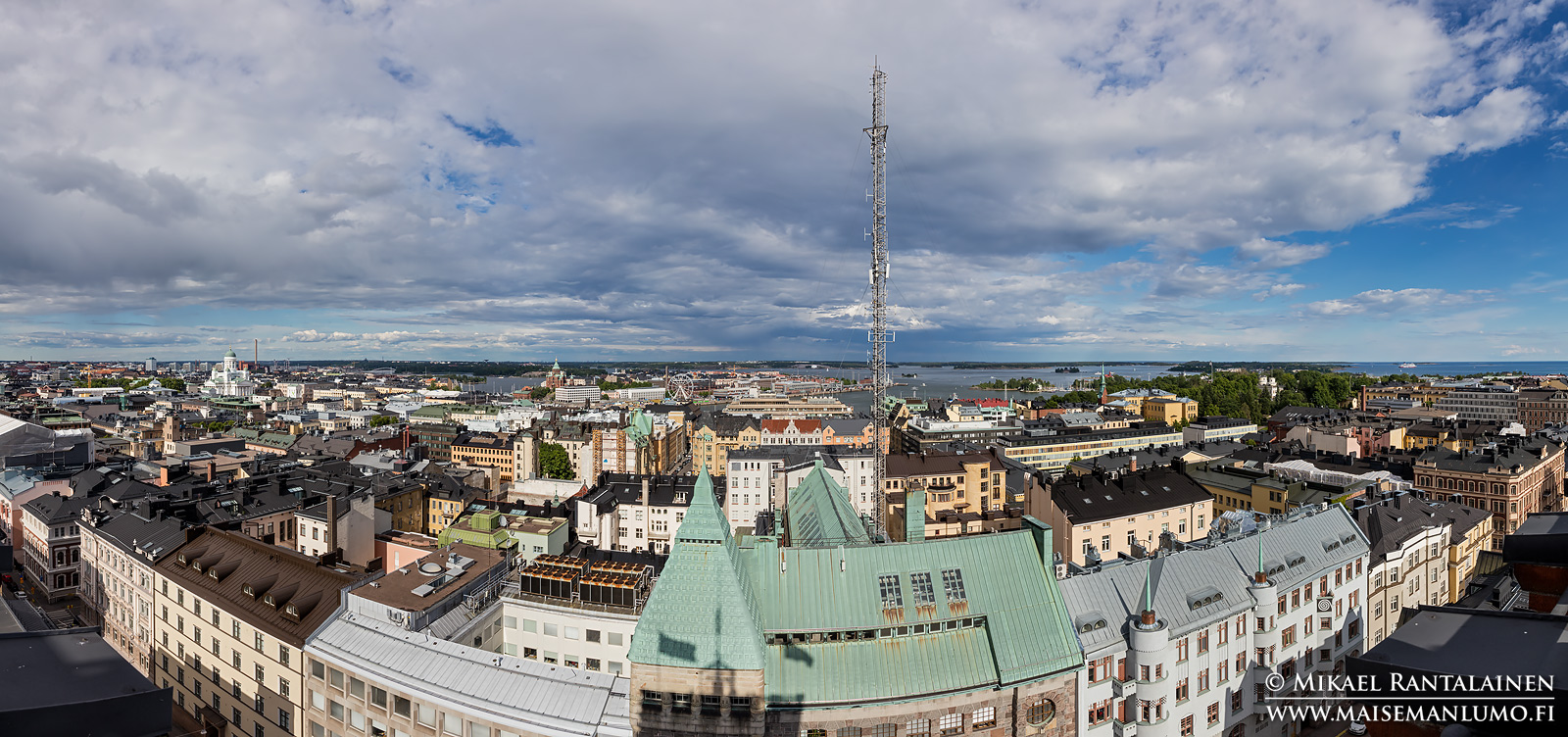 Näkymä Erottajan paloasemalta itään, Helsinki (HP169)