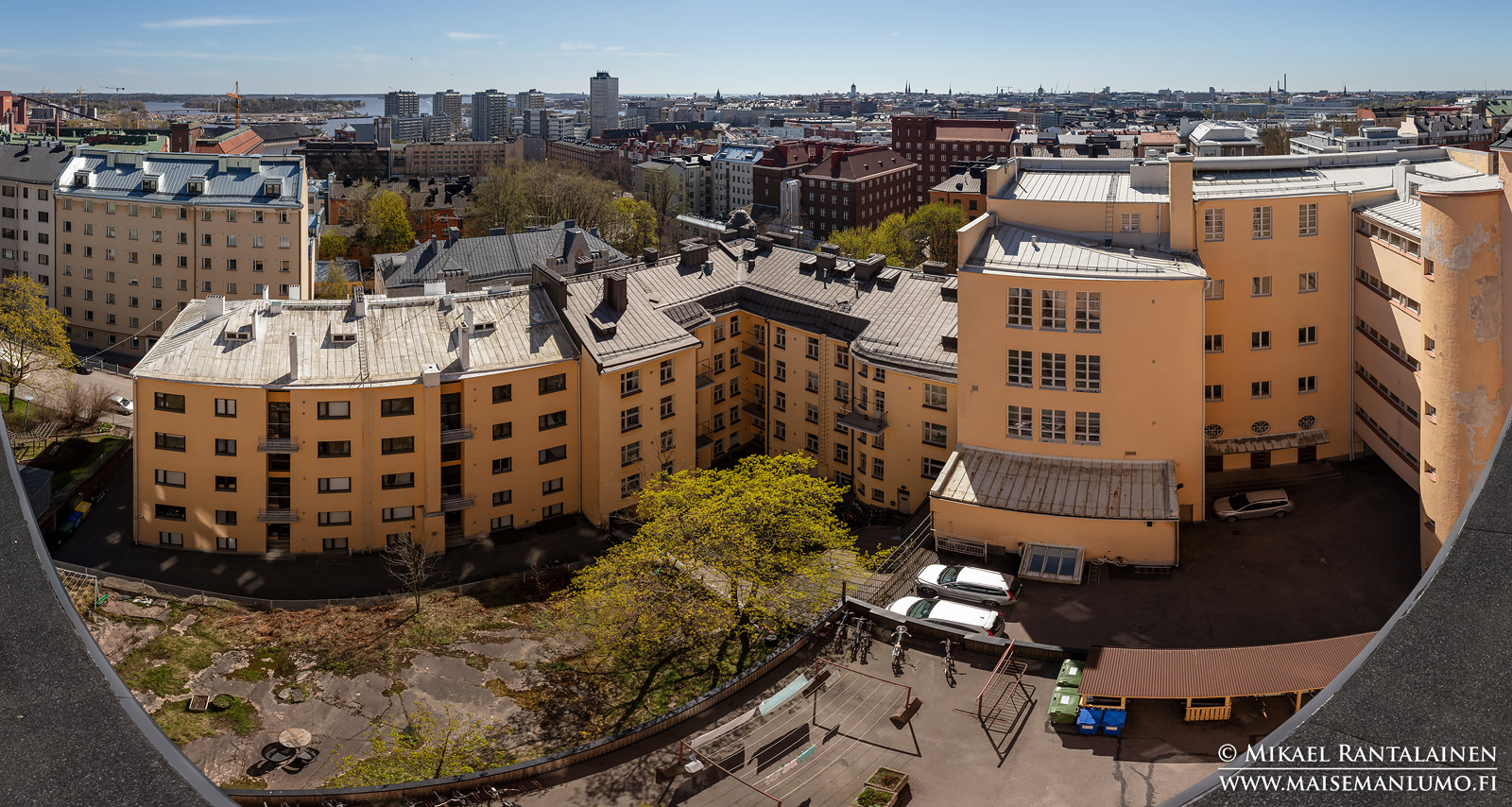 Panoraama Agricolankatu 4:n katolta, Helsinki (HP186)