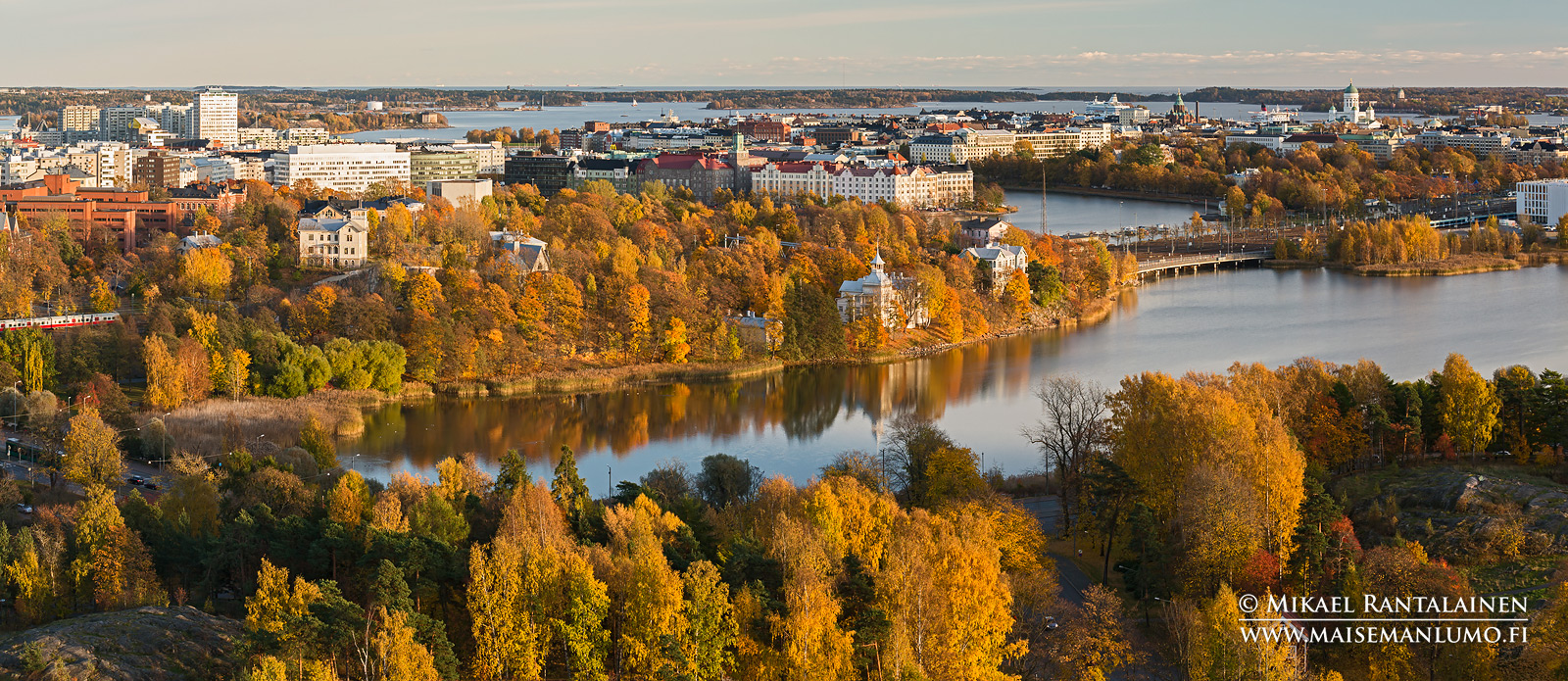 Töölönlahti panoraama Olympiastadionin tornista, Helsinki (HP118)