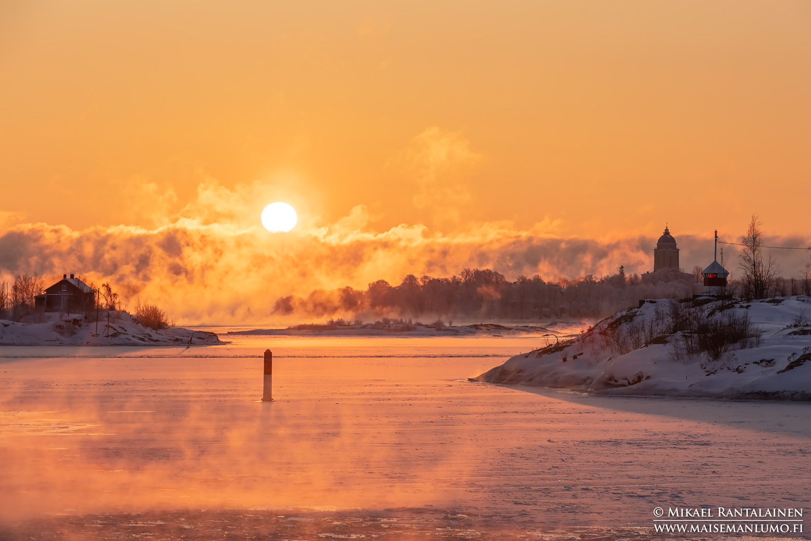 Merisavua Suomenlinnan lautalta, Helsinki
